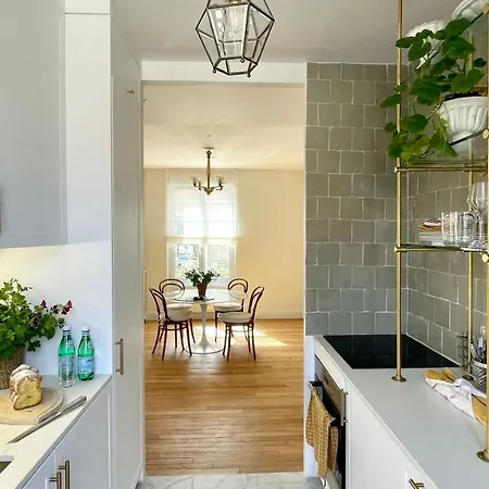 Petit Premium Hypercentre Terrasse * Epernay